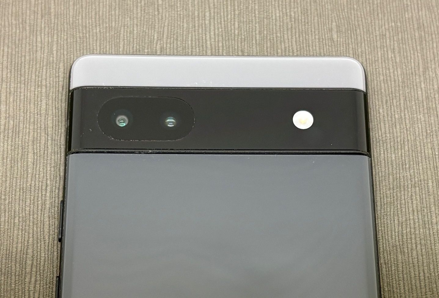 店舗展示品】Google Pixel 6a ブラック 128GB au -HD191-