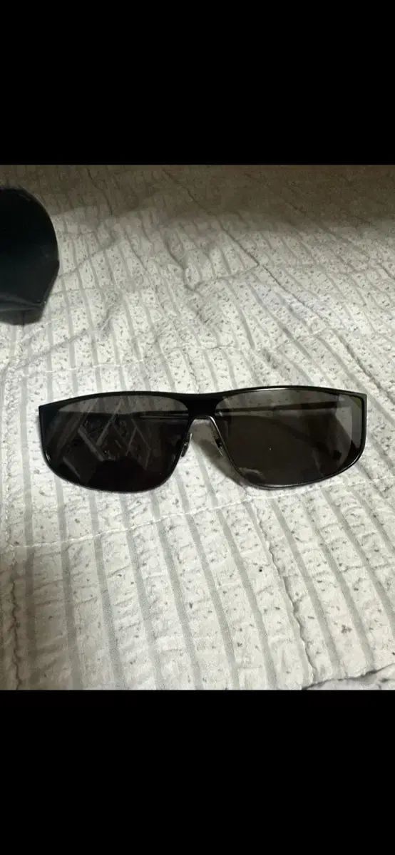 SAINT LAURENT サンローラン サングラス ブラック