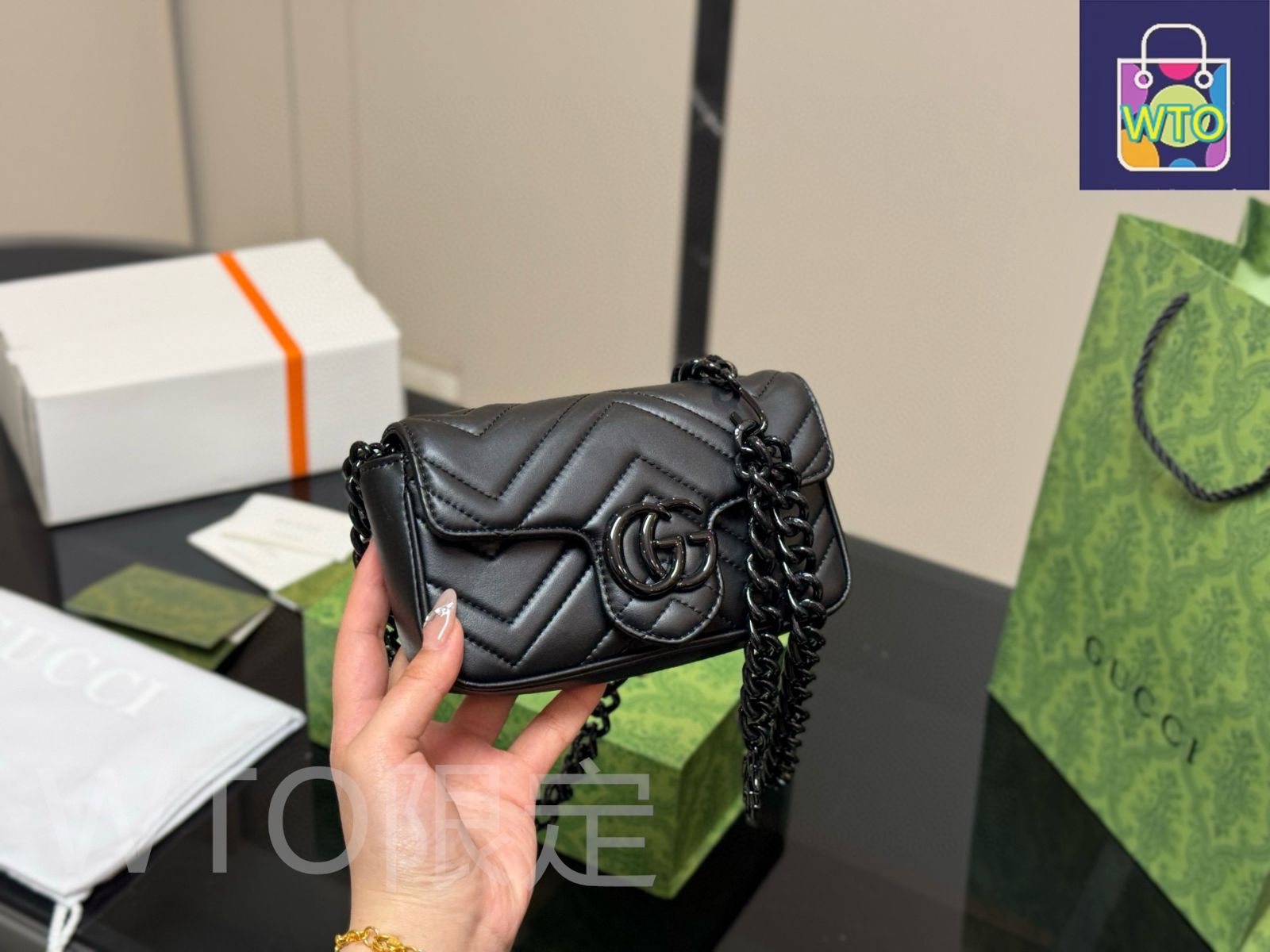 【現行☆極美品】GUCCI グッチ ロンパース マーモント ネイビー トナカイ GUCCI - 新品 グッチ GUCCI 長財布 オフィディア ネイビーの通販