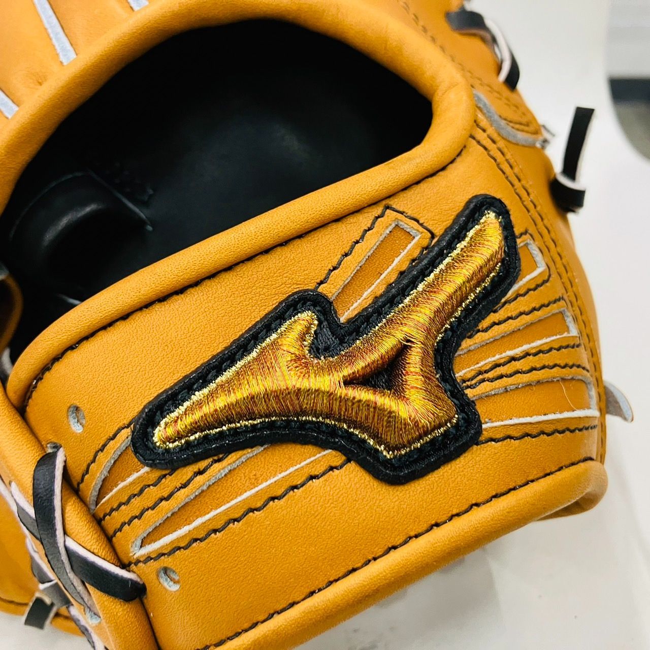 ミズノプロ MIZUNOPRO オリジナルオーダーグラブ 硬式用 内野手用 坂本勇人型 5ｍｍ大 薬指リング搭載 高校野球対応 フィット感抜群  受注生産商品 - メルカリ