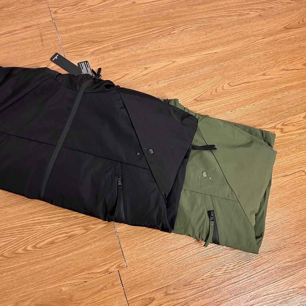 新品 Stone island 23ss ストーンアイランド ウィンドブレーカー アウトドア ジャケット男女兼用