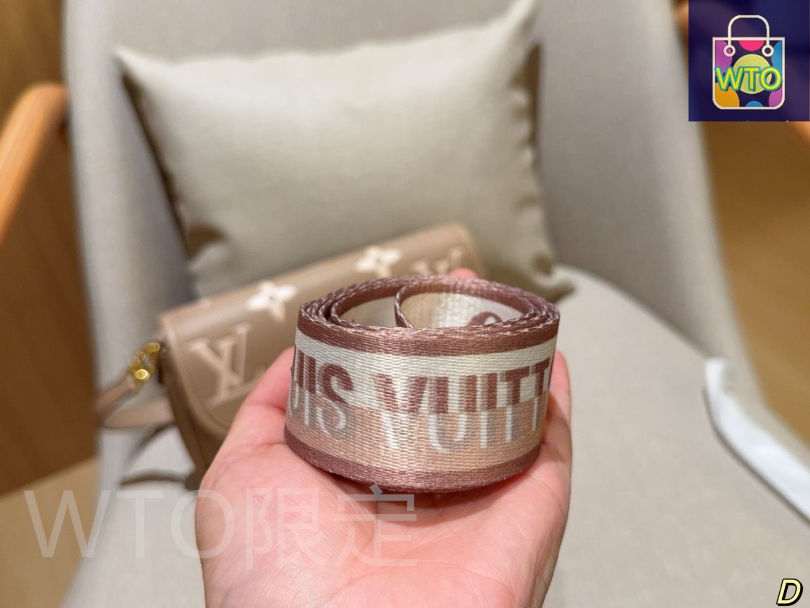 VUITTON ブレスレット バングル 3点セット 箱付き 入れ物付き 【公式通販】