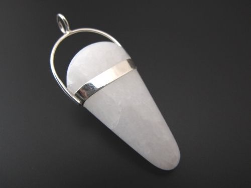 Ｈ＆Ｅ社 アゼツライト ＆ モルダバイト ペンダント NEXPOTALLINN_EU