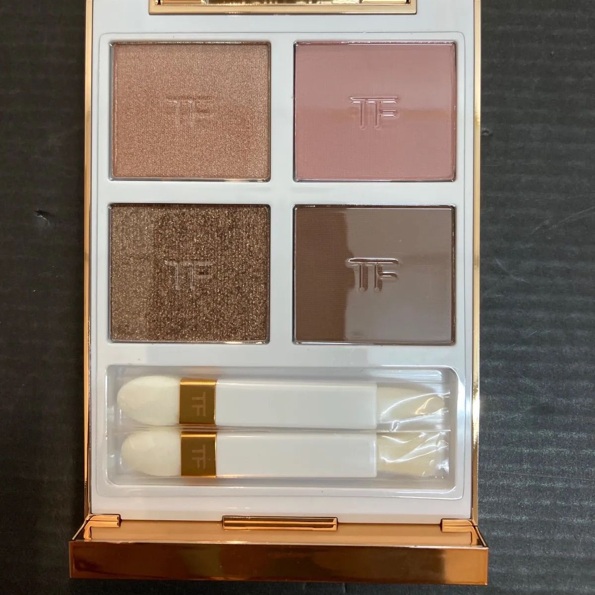 広店】【未使用】TOM FORD ソレイユ ドゥ フ アイカラークォード