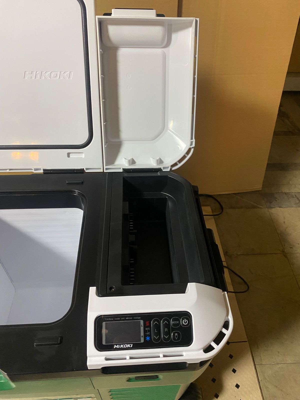 クーラーBOX UL18DB