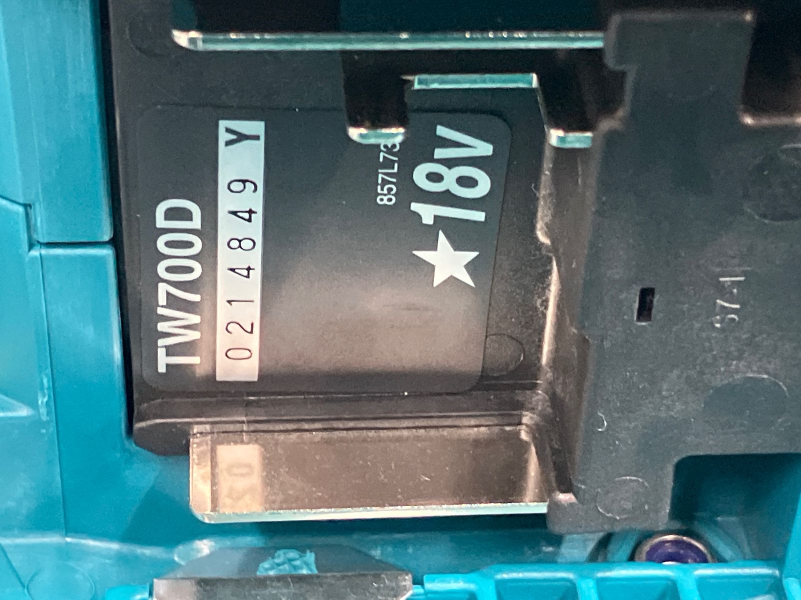 makita コードレスインパクトレンチ