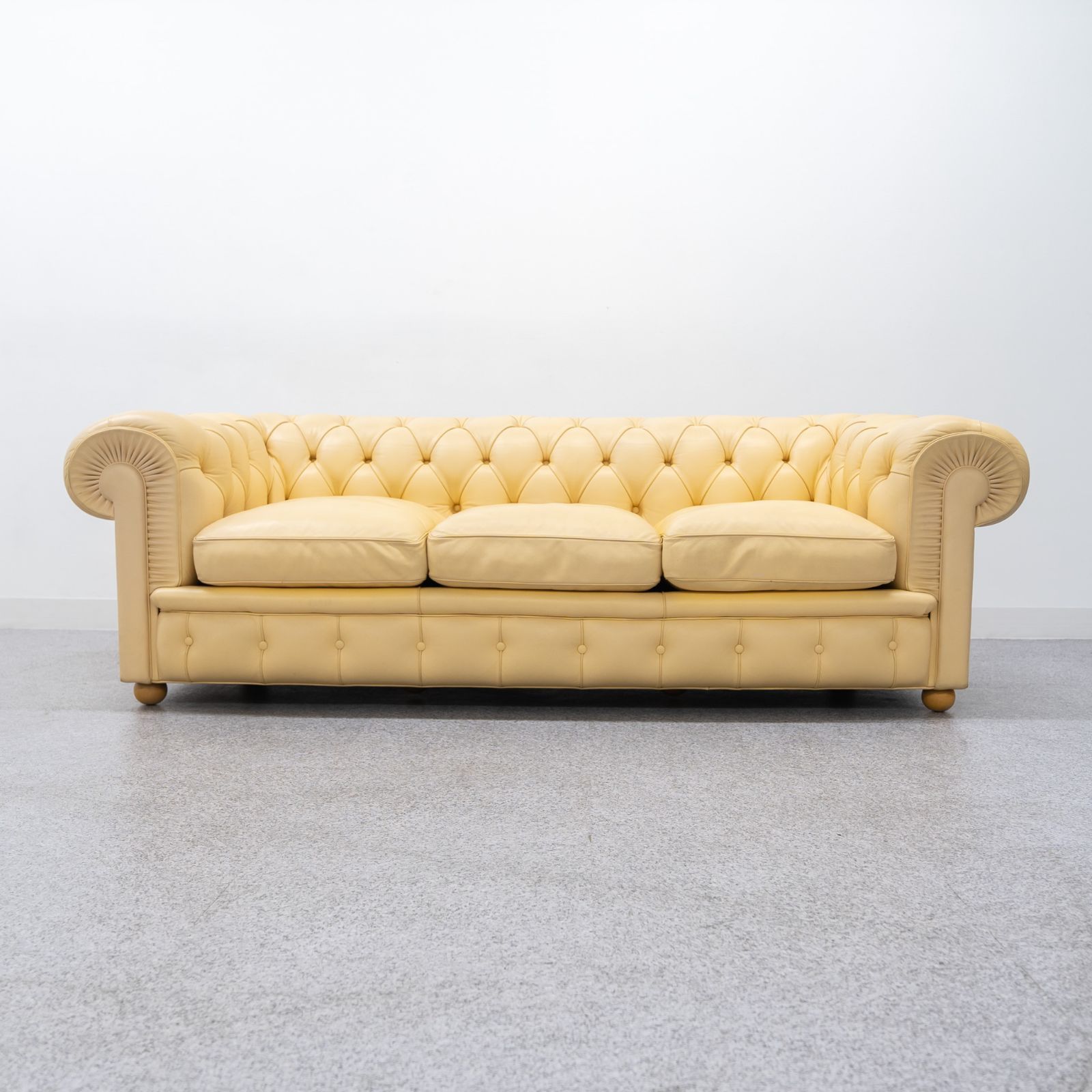 Poltrona Frau ポルトローナフラウ イエロー レザー ソファ Poltrona Frau】ポルトローナ・フラウ EOS イオス 2人掛けワイドソファ