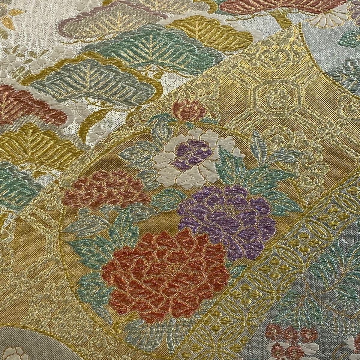 袋帯 秀品 関西仕立て 松 草花 金銀糸 箔 金色 六通 正絹