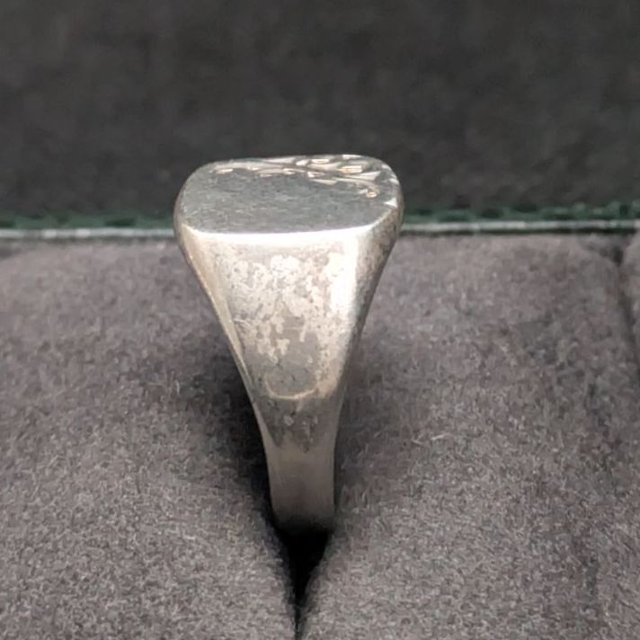 英国バーミンガム製