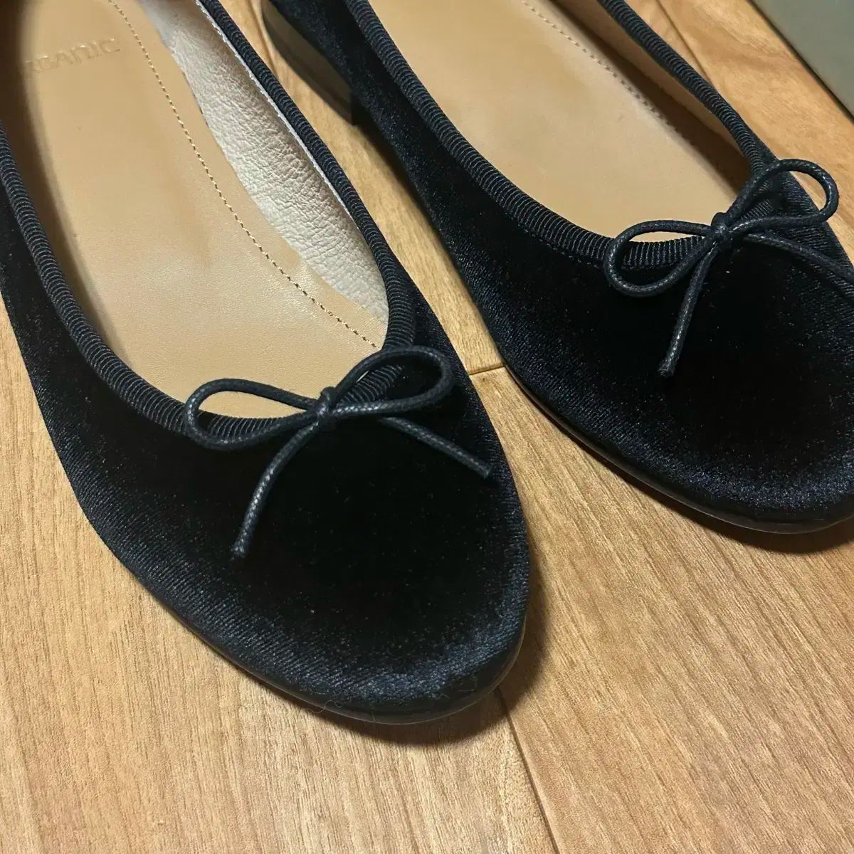 アーバニック 30 Ballet バレエ ベロア フラット ー 235 USTAUSTRALIA_COM_AU