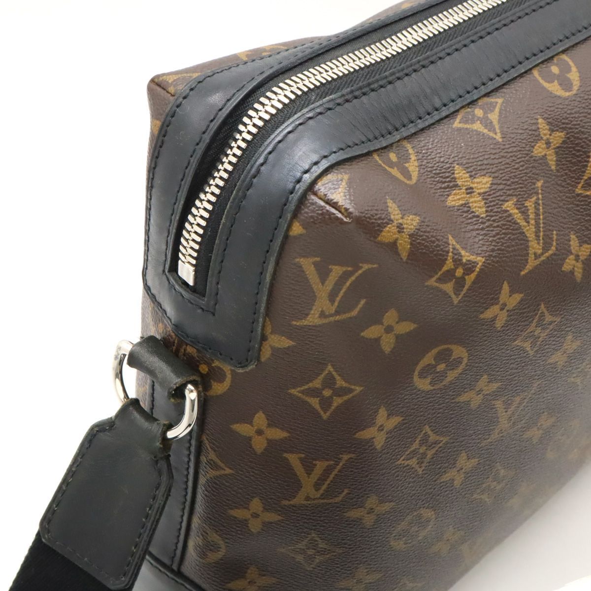 LOUIS VUITTON ルイ ヴィトン モノグラムマカサー トーレス ショルダー