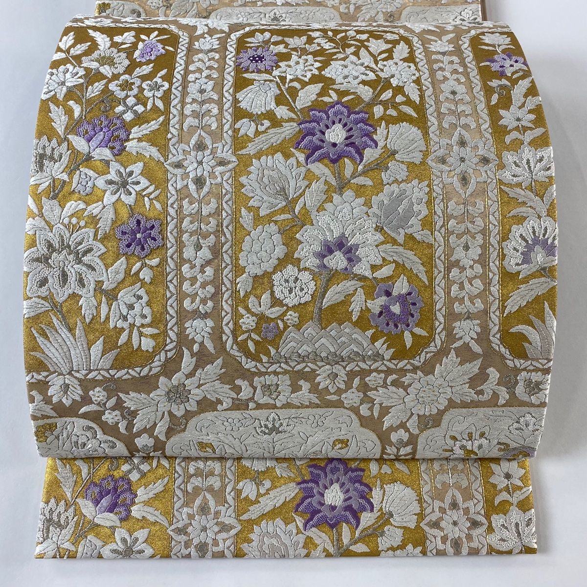 相良刺繍 総刺繍 袋帯 透け感 キラキラ 金糸 銀糸 新品未使用品 正絹 六通 相良刺繍 総刺繍 袋帯 透け感 キラキラ 金糸 銀糸 未使用品 正絹