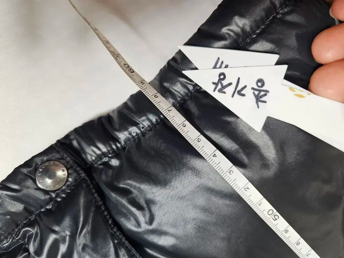 ダウンジャケット