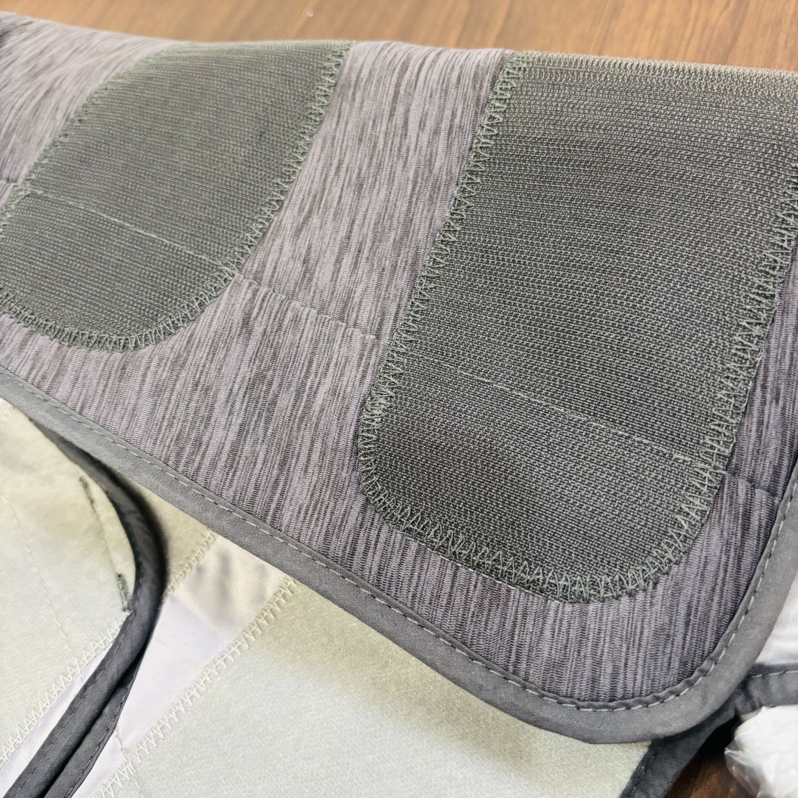 温感機能搭載 ダークグレー