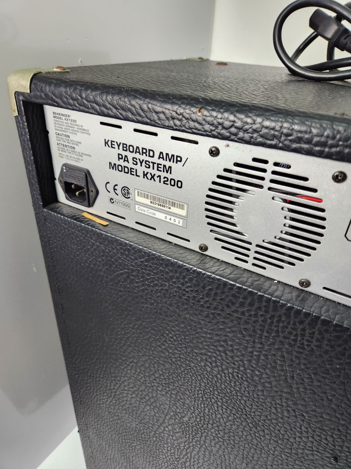 キーボードアンプ KX1200 BEHRINGER - メルカリ