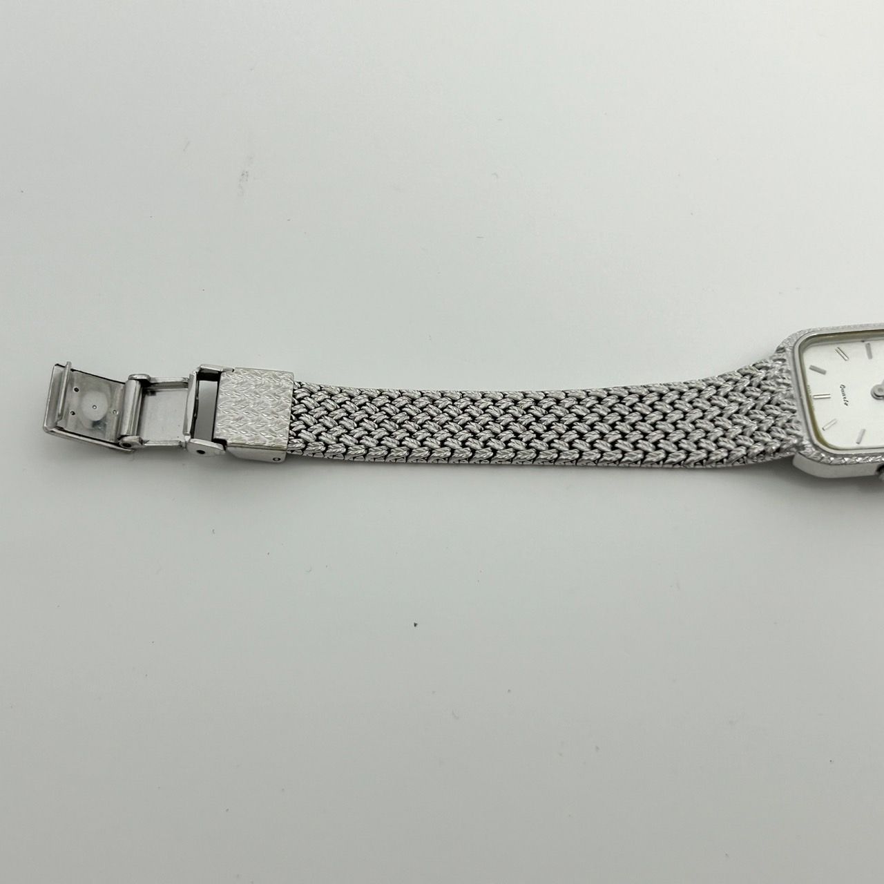 ステンレススチール