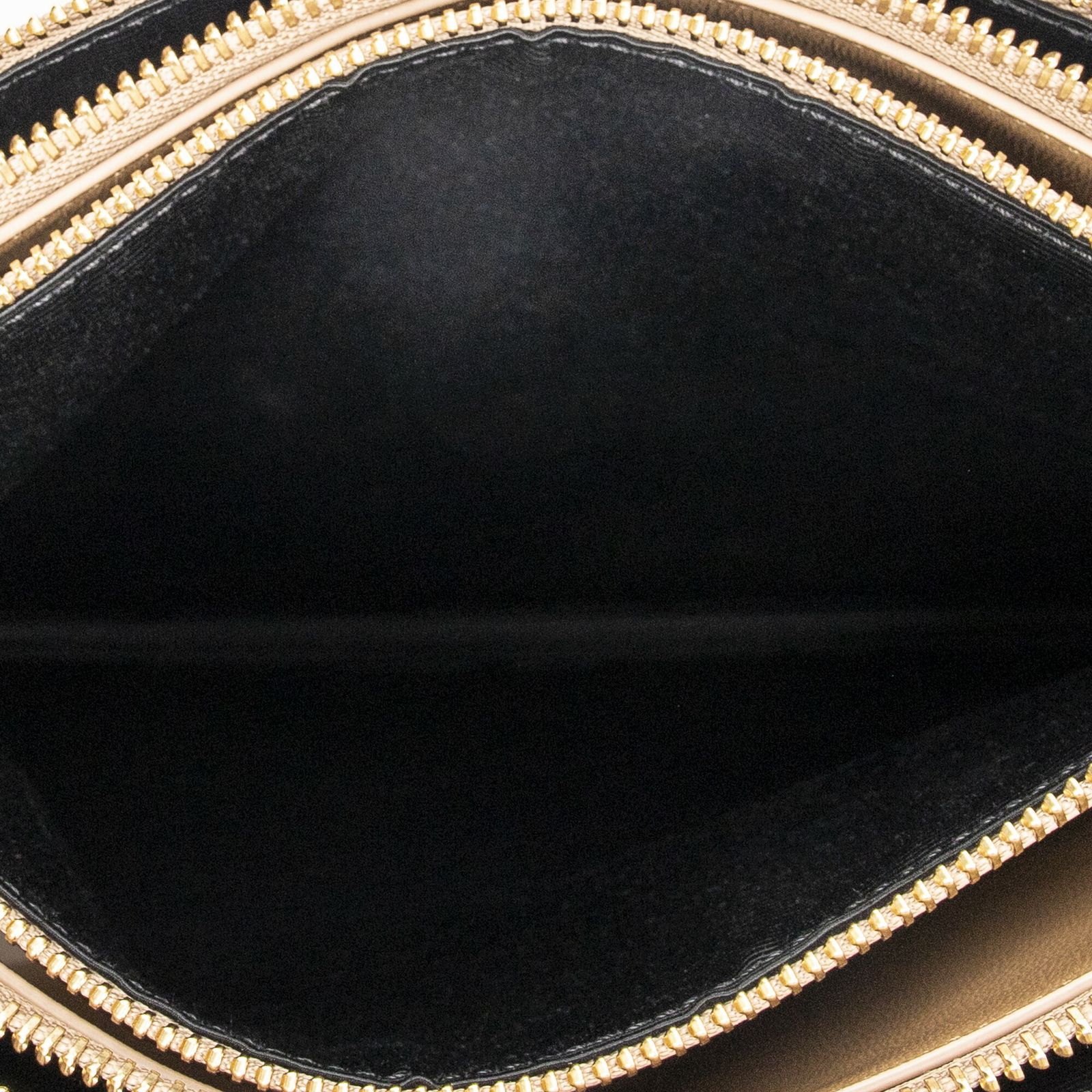 セリーヌラージ