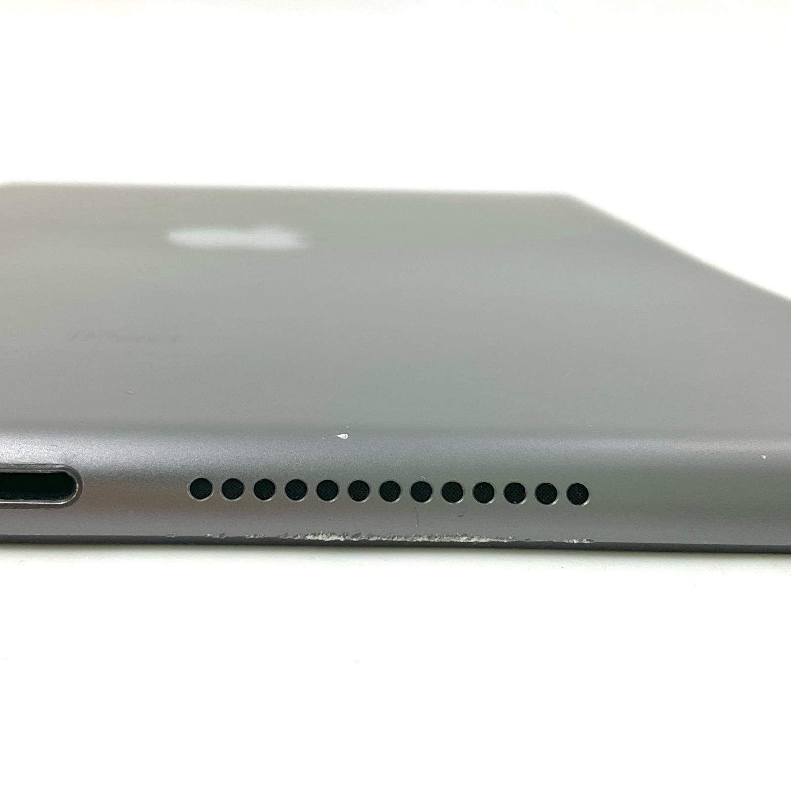 Apple iPad 第8世代 32GB スペースグレイ WiFi+Cellular オファー au