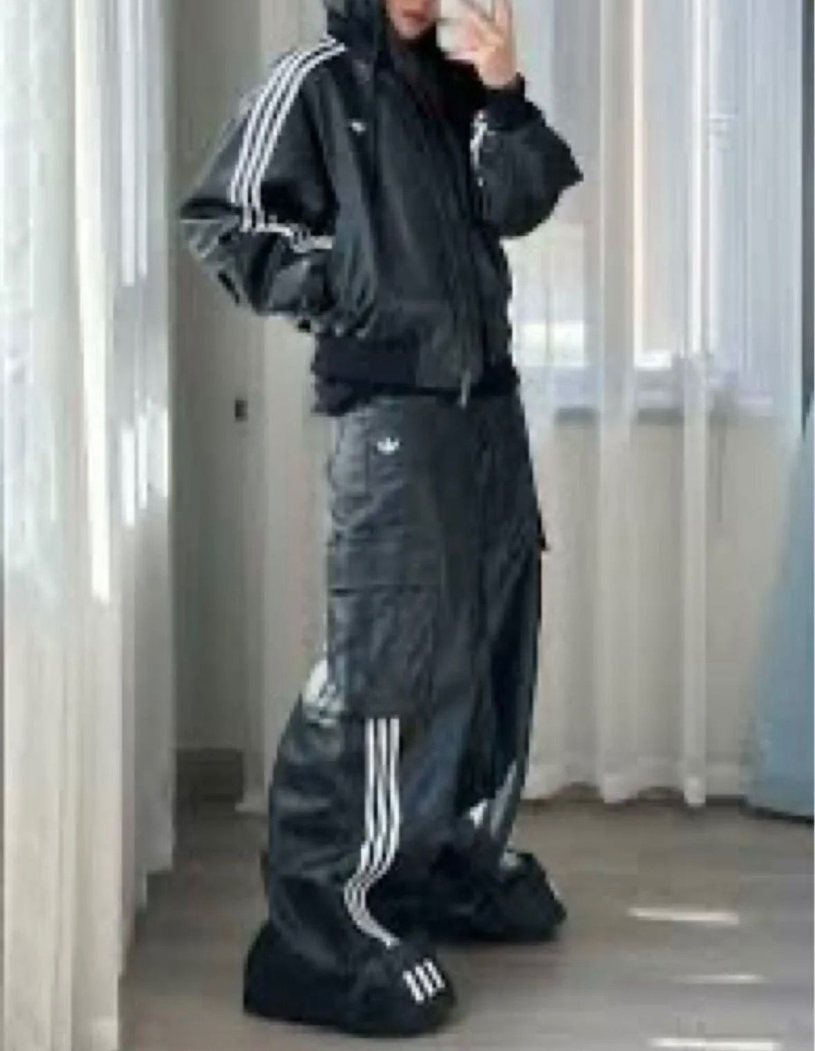 完売品】Adidas adilenium ビンテージ レザーパンツ 25サイズ