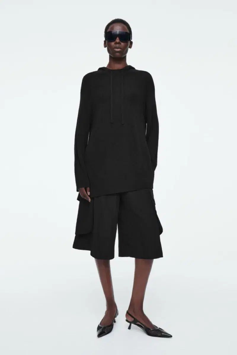 COSコス バミューダ ロングライン カーゴ パンツ