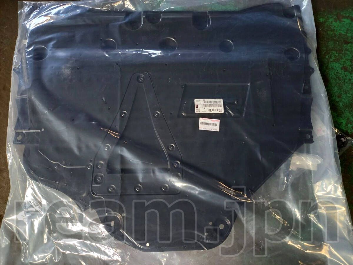 新品 トヨタ純正 GRヤリス GRMN エンジンアンダーカバー クリップ12個