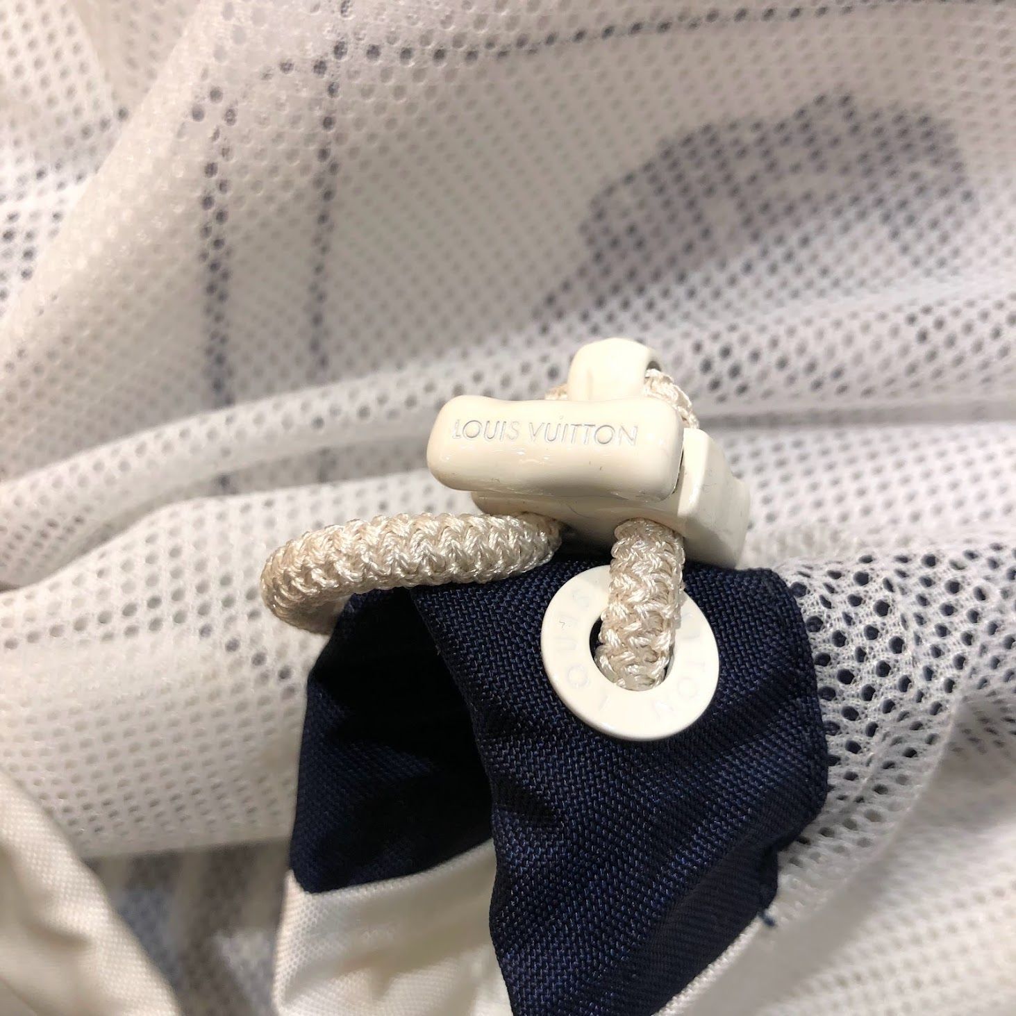 ルイヴィトン　センタープレス　スラックス　メタルロゴ LOUIS VUITTON 【中古】ルイヴィトン LOUIS VUITTON（NIGO