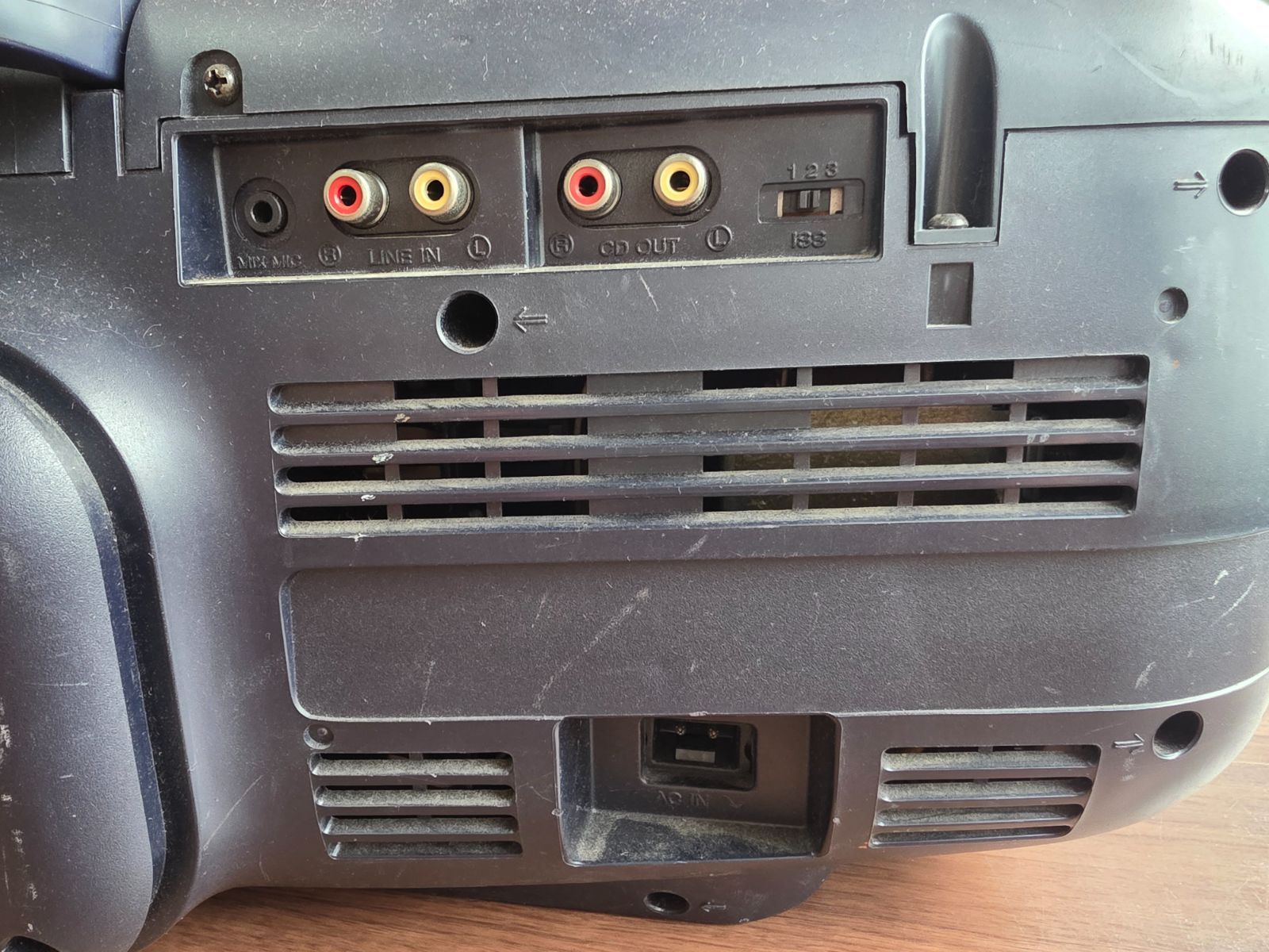 イニシアティブを持った SONYドデカホーン CDラジカセ CFD-900 動作未 ジャンク