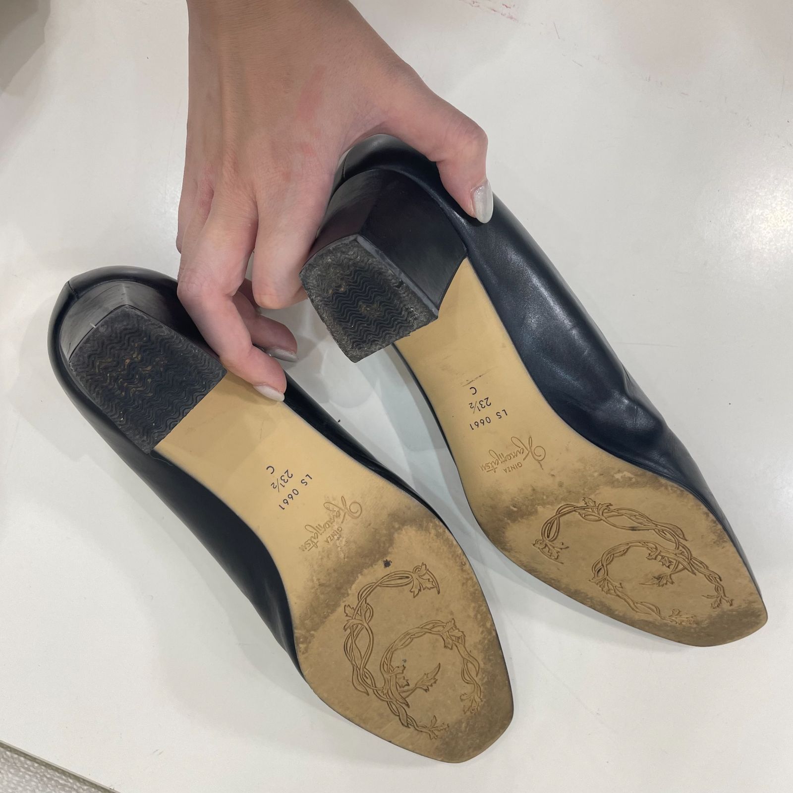 A【訳あり】パンプス 就活 スーツ 銀座かねまつ kanematsu 23.5cm