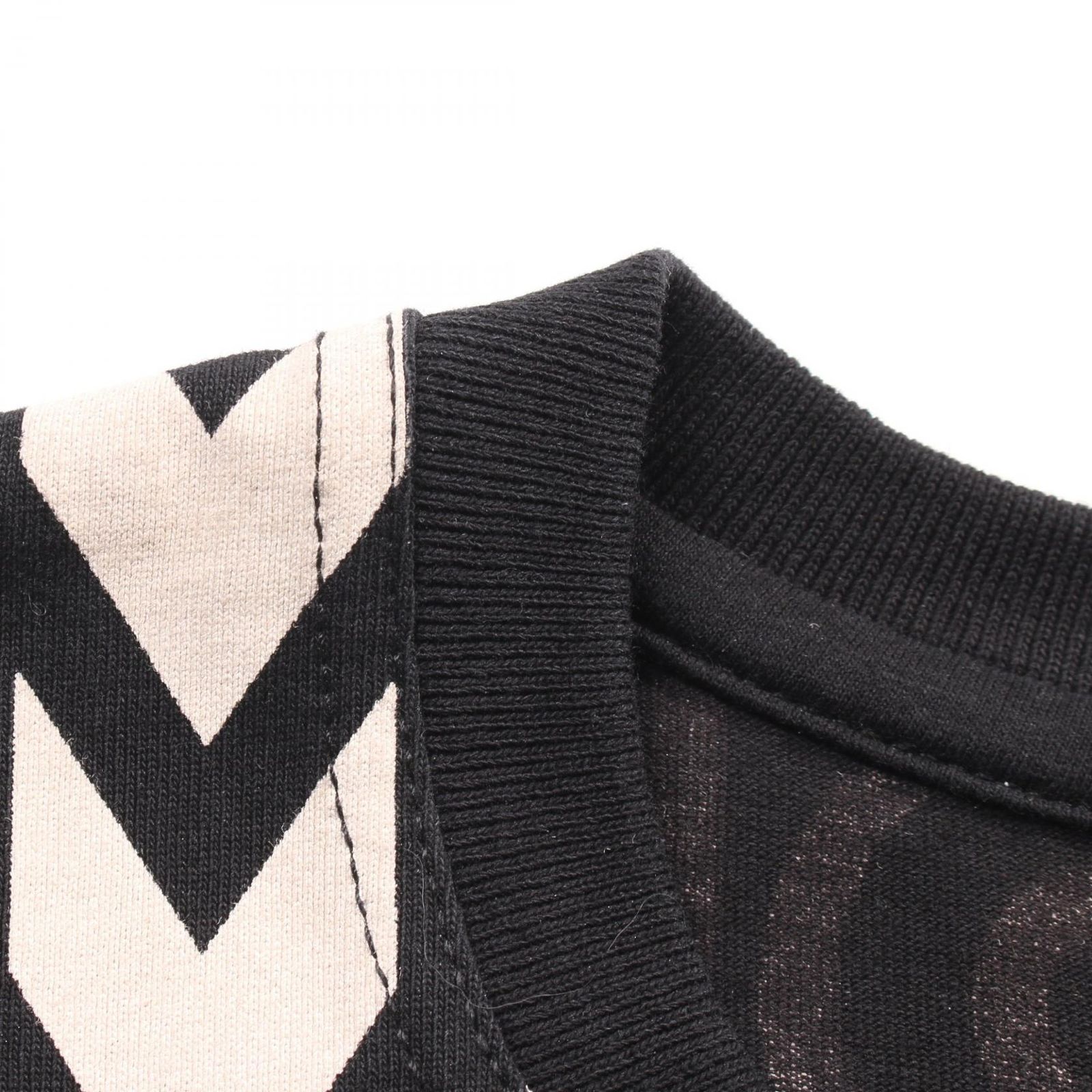 MARC JACOBS