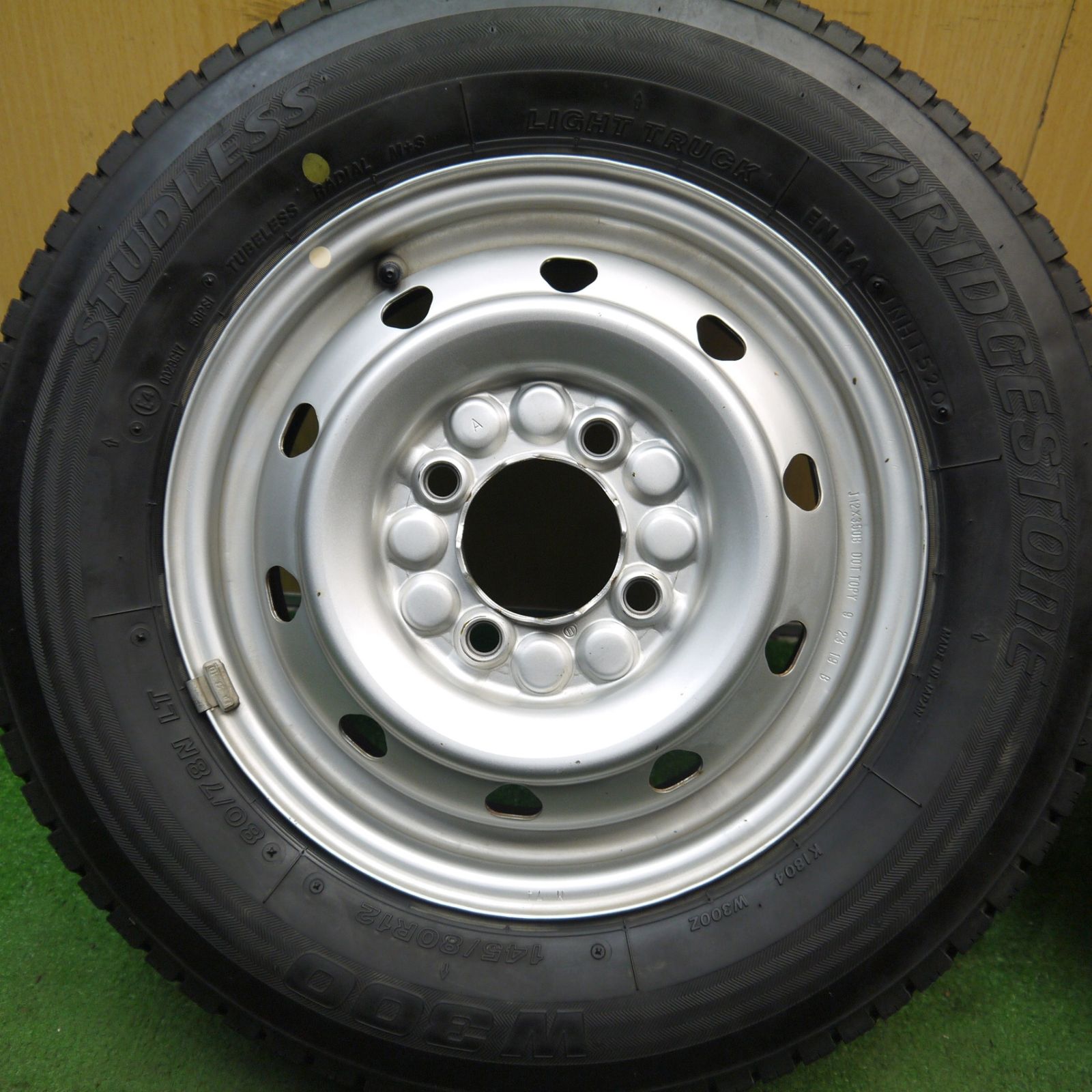 キレイ スタッドレス 145 80R12 80 78N ブリヂストン W300 TOPY スチール ホイール 12インチ PCD100 4H 5091003Hス