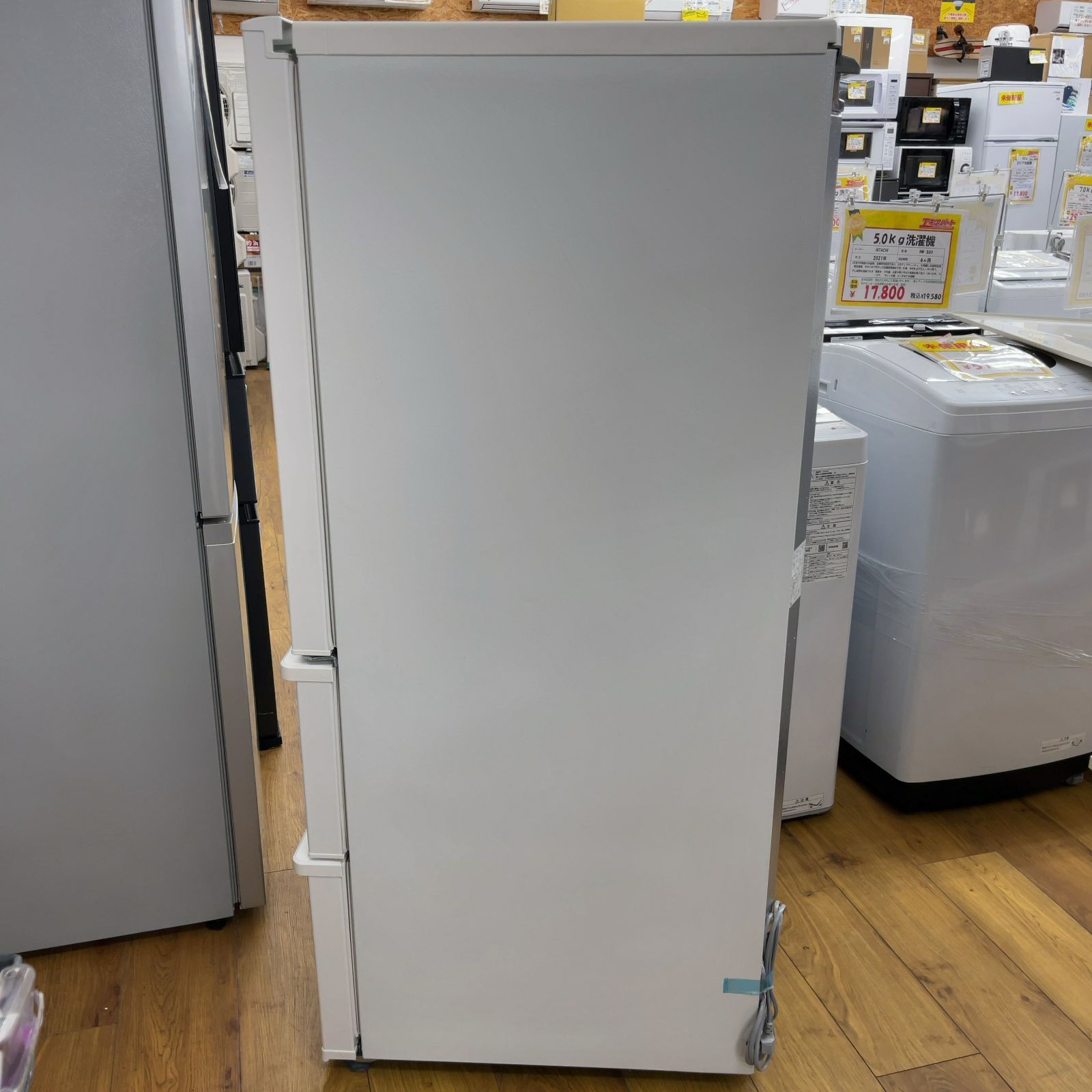 【中古美品】 272L 3ドア冷蔵庫 アクア AQR-27P 2024年製 エキスパート藤沢辻堂店 送料込み! 未使用 アウトレット品! 2024年製 AQUA アクア 272L3ドア