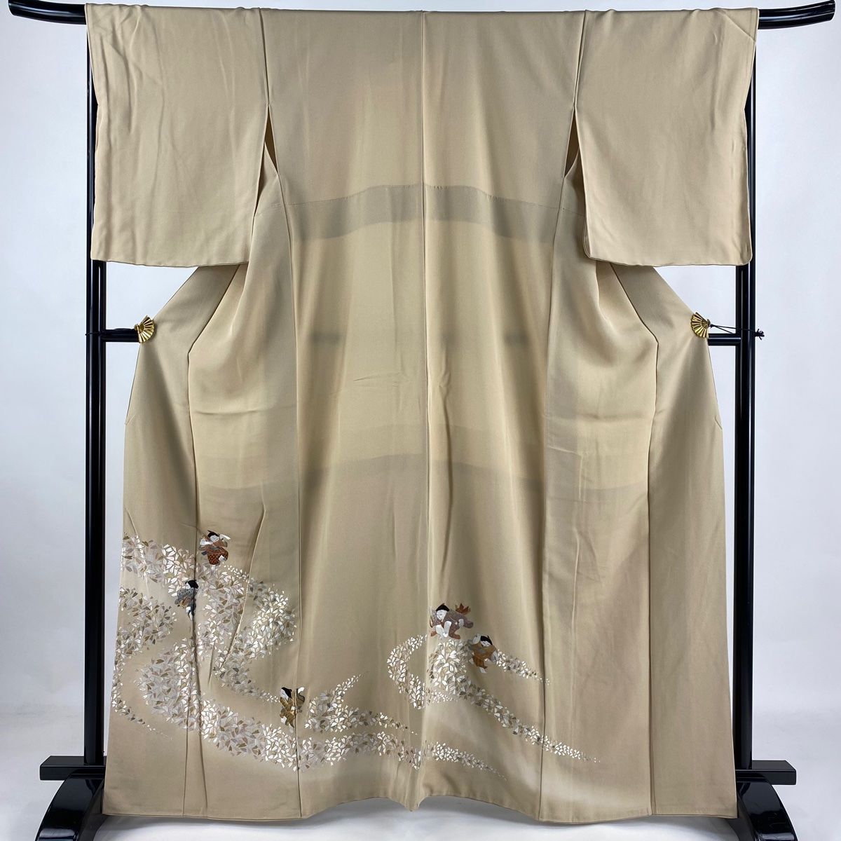 色留袖 身丈163cm 裄丈68cm L 袷 童 桜の花びら 刺繍 金糸 ベージュ 正絹 名品
