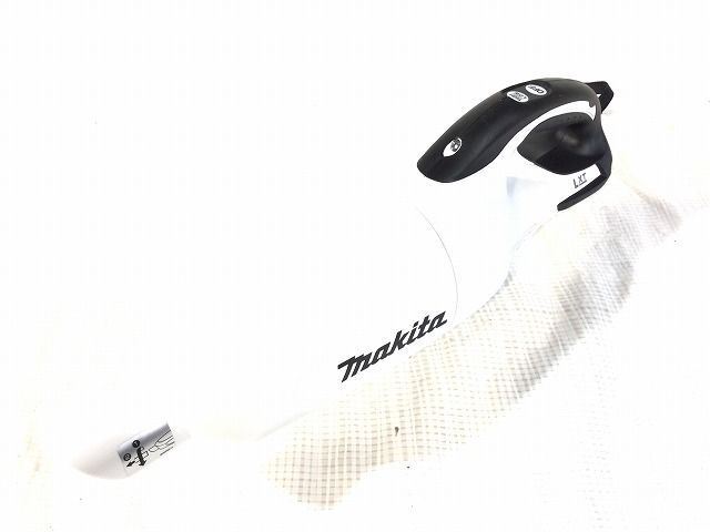 ♥品 makita マキタ 18V充電式クリーナー CL181FDRFW 白 バッテリー 18V 3.0Ah 充電器付き 掃除機 集じん機110630