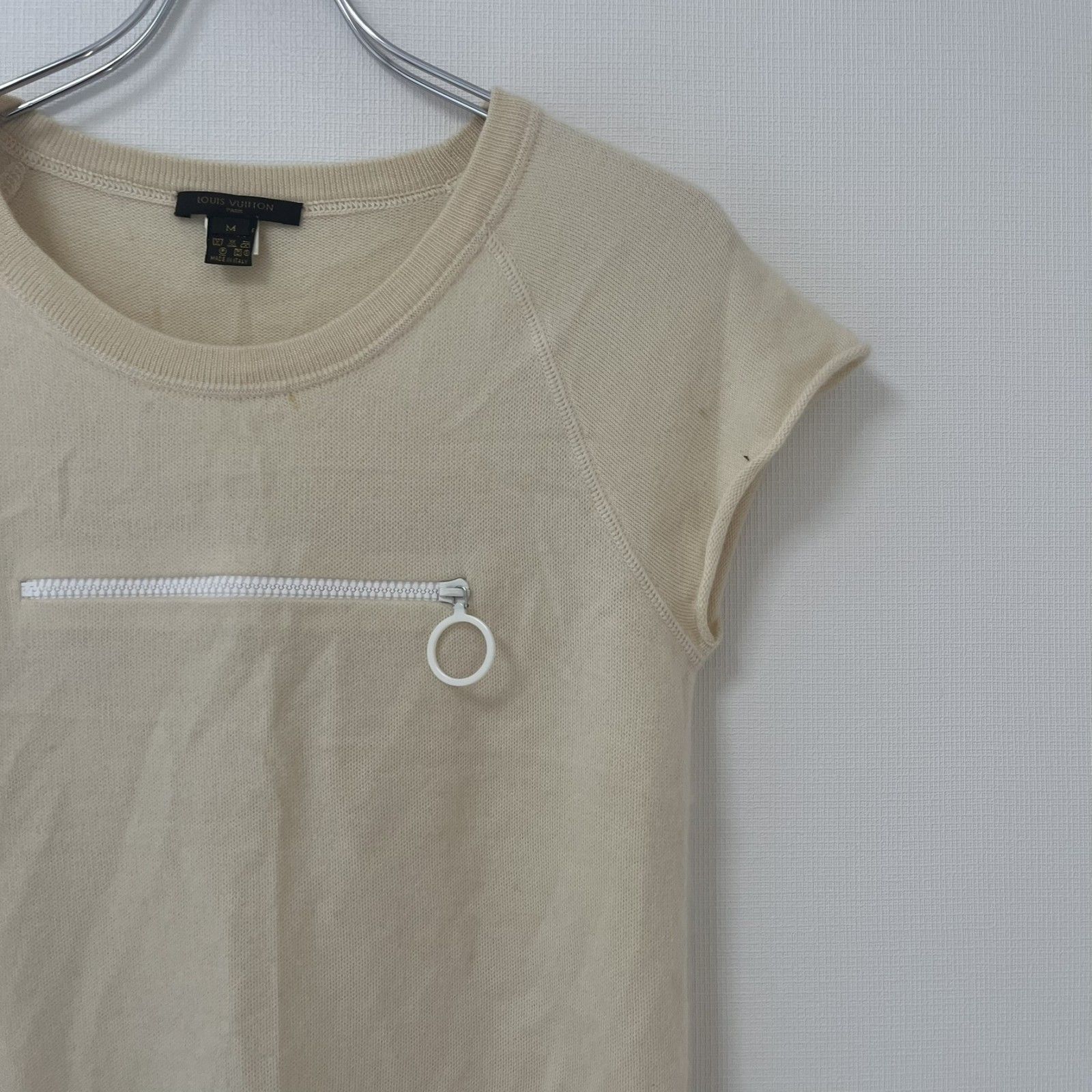 LOUIS VUITTON - 【LOUIS VUITTON】ルイ・ヴィトン トップス 半袖 Tシャツ 半袖ニット ファスナー装飾 ホワイト M LOUIS VUITTON】ルイ・ヴィトン トップス 半袖 Tシャツ 半袖