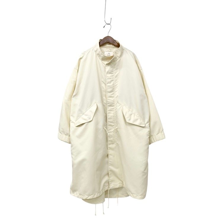 フィールドコート オフホワイト