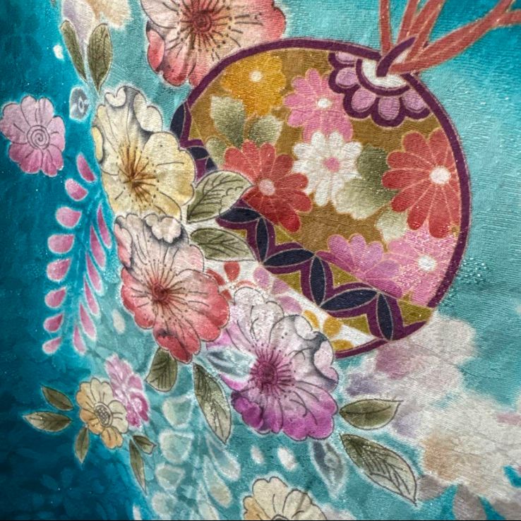 振袖フルセット(7点)・辻が花・金通し地・金駒刺繍・金彩・絞り・枝垂れ桜 振袖フルセット(7点)・辻が花・金通し地・金駒刺繍・金彩・絞り