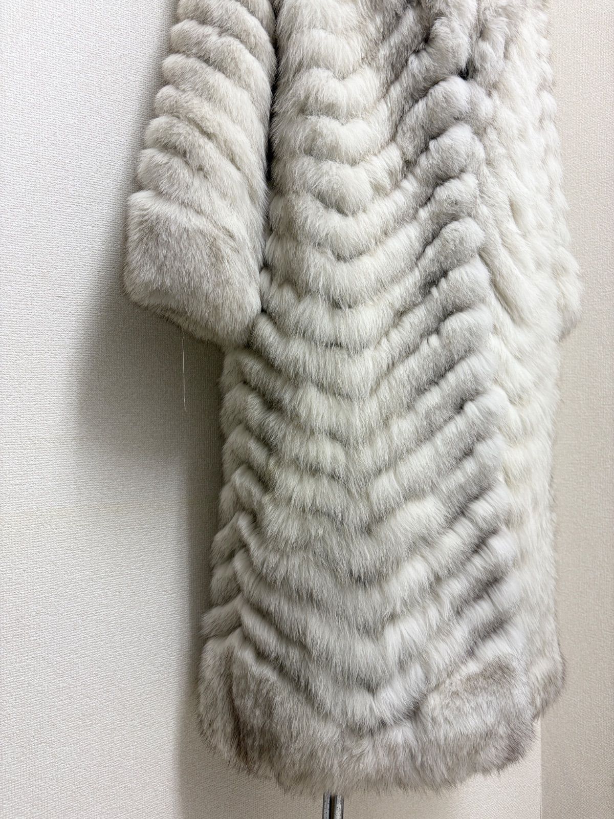 【SAGA FOX 】JINDO FOXファーコート SAGA FOX JINDO フォックスファー ロングコート リアルファー