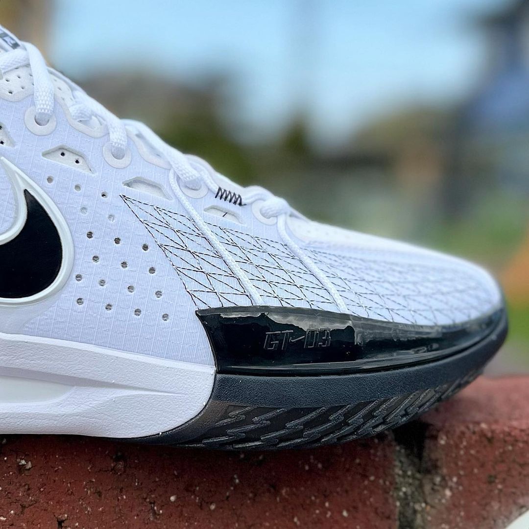 NIKE AIR ZOOM G.T. CUT 3 ナイキ エア ズーム GT カット 3 【MEN'S