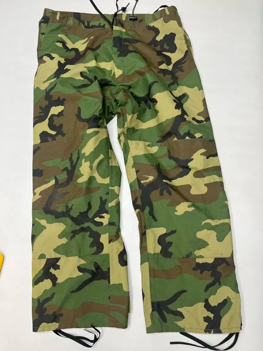 米軍 ウッドランド GORE-TEX₍ゴアテックス ) パンツ Large ー