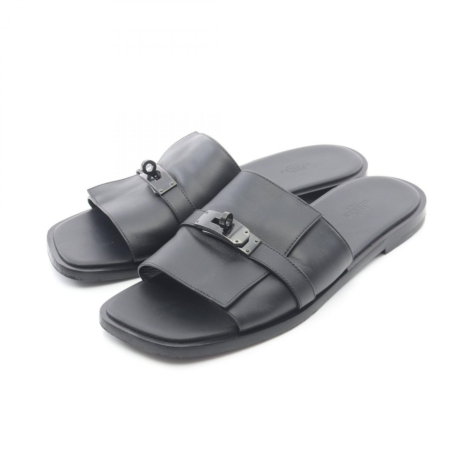 HERMES*Gabriel ケリーバックル レザーサンダル オールブラック Gabriel sandal | Hermès USA
