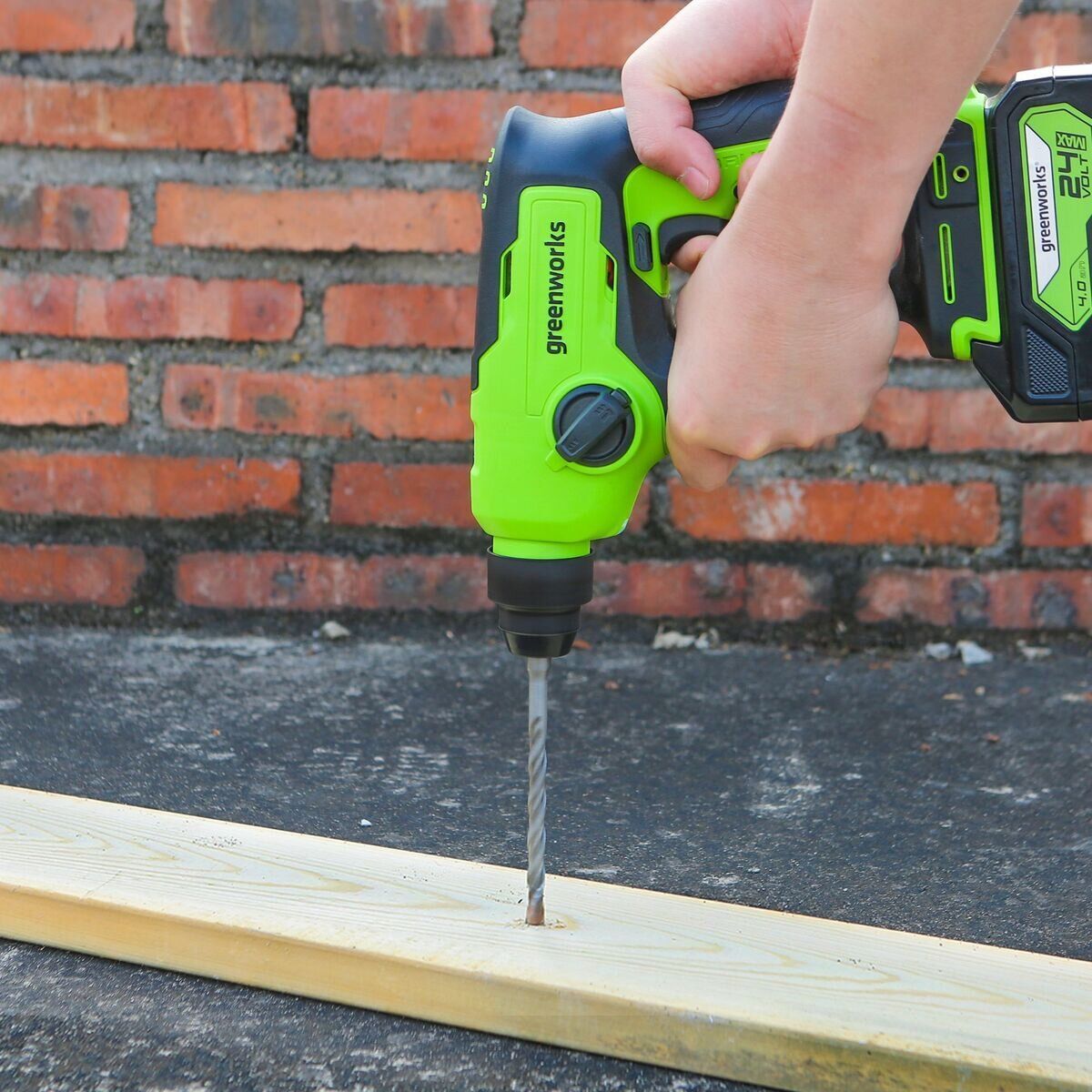 Greenworks 24V 1.2ジュール ブラシレスモーター搭載 ロータリーハンマー バッテリー別売り