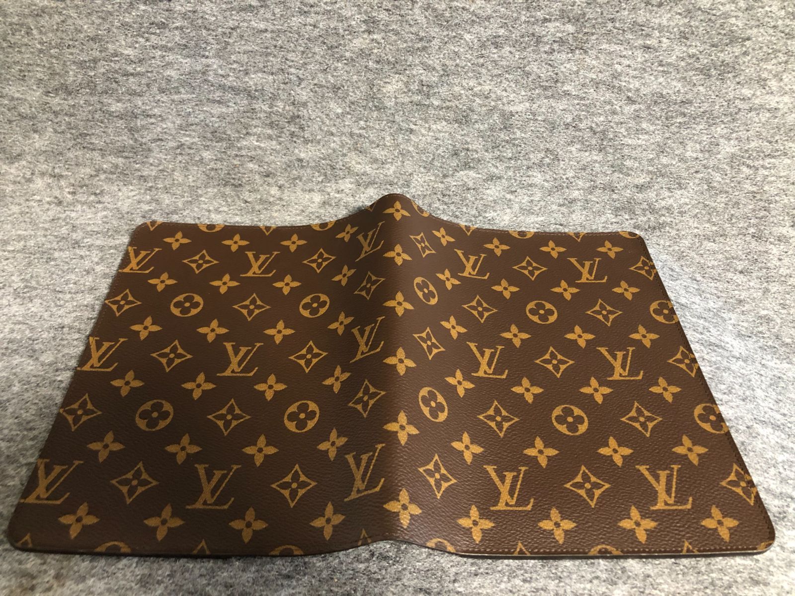 アジェンダGM Louis Vuitton モノグラム アジェンダ GM モノグラム｜ルイ・ヴィトン 公式サイト - R20106