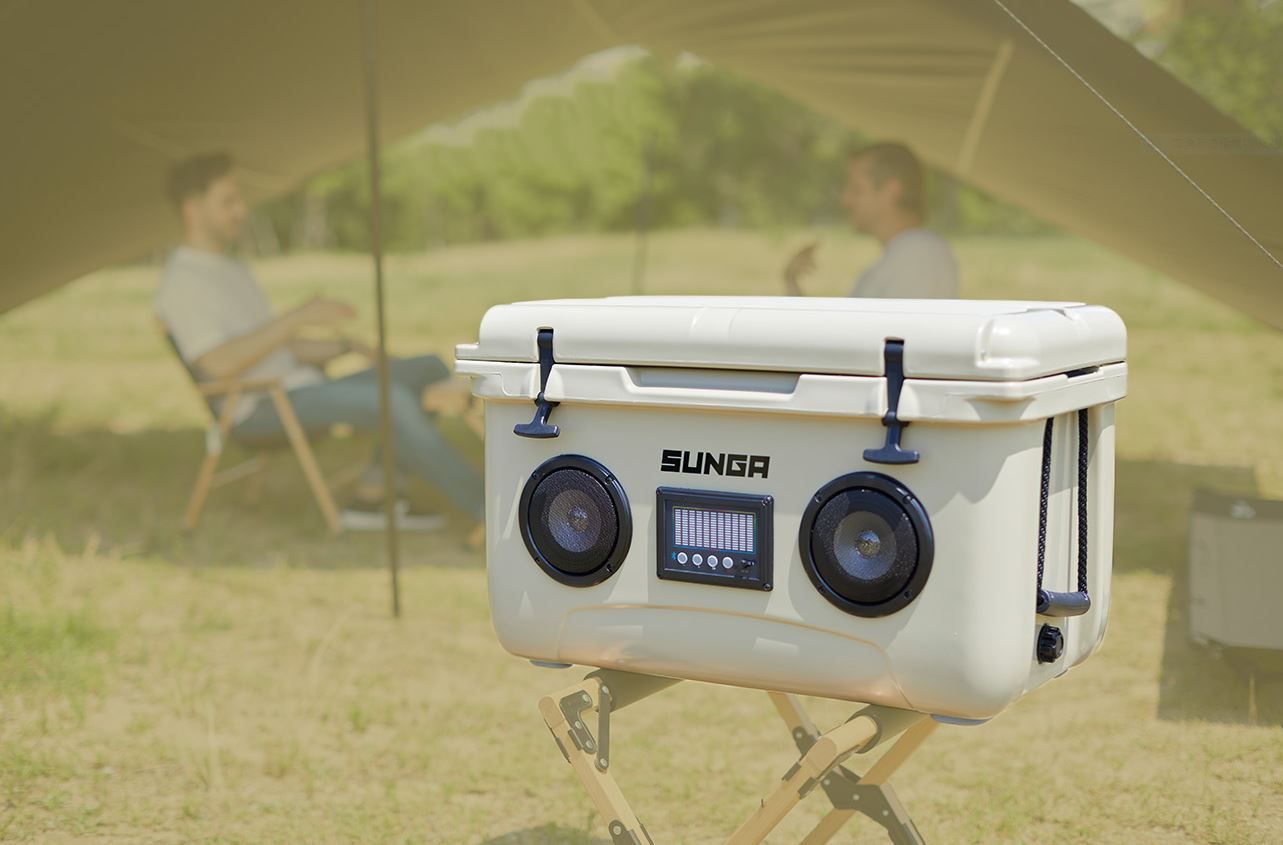 SUNGA スピーカークーラー 45L 69.5×43×43cm タン Bluetooth接続 