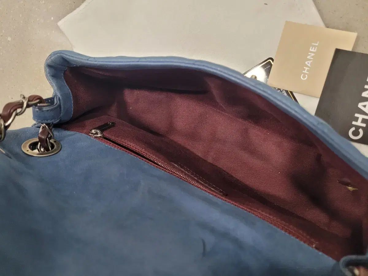 Chanel シャネル