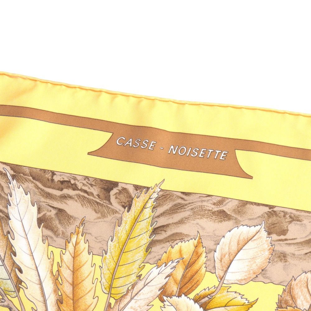 HERMES カレ90 CASSE NOISETTE くるみ割り スカーフ バイセル公式】エルメス カレ 90 CASSE NOISETTE くるみ割り リス柄