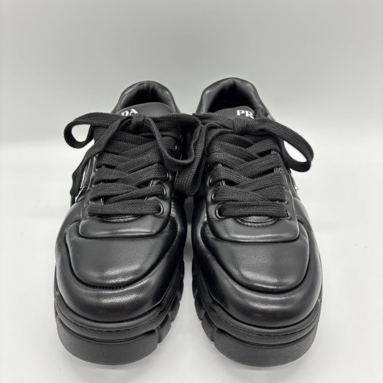 未使用に近い】PRADA プラダ ダウンタウン スニーカー パデッド