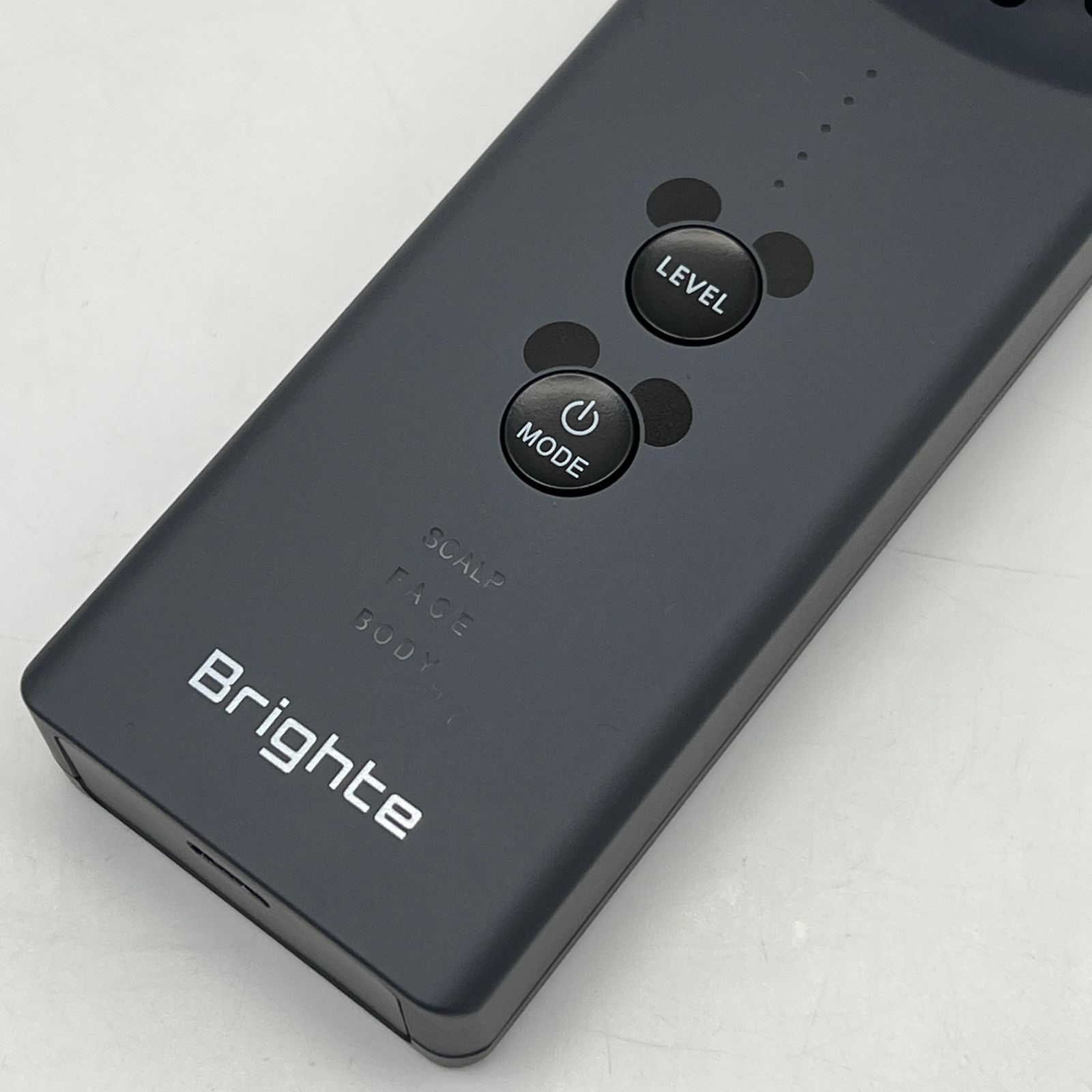 SAQINA 美顔器 Lulucie LEDライト付き SAQINA Lulucie 美顔器 LEDライト付き 付属品有 サキナ Lulucie