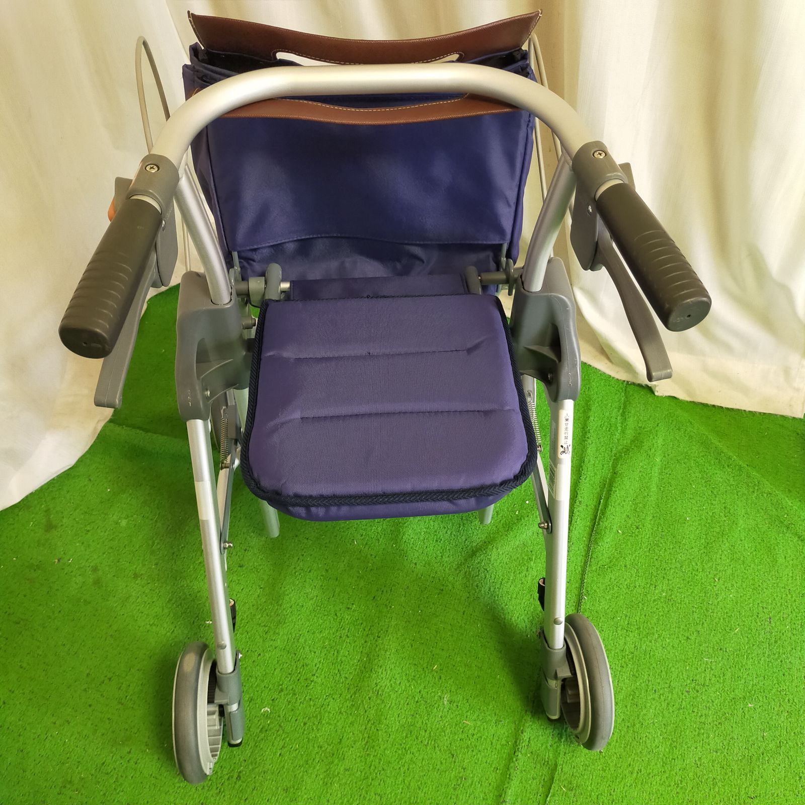 (トム)幸和製作所 テイコブリトルスリム TacaoF 介護 WAW04 幸和製作所(TacaoF)】テイコブリトルスリム WAW04 【シルバー