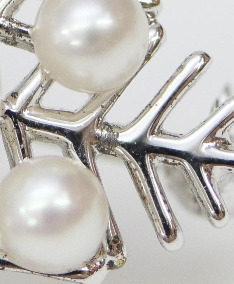 ミキモト MIKIMOTO ブローチ 雪の結晶 ミキモト MIKIMOTO ブローチ 雪の結晶