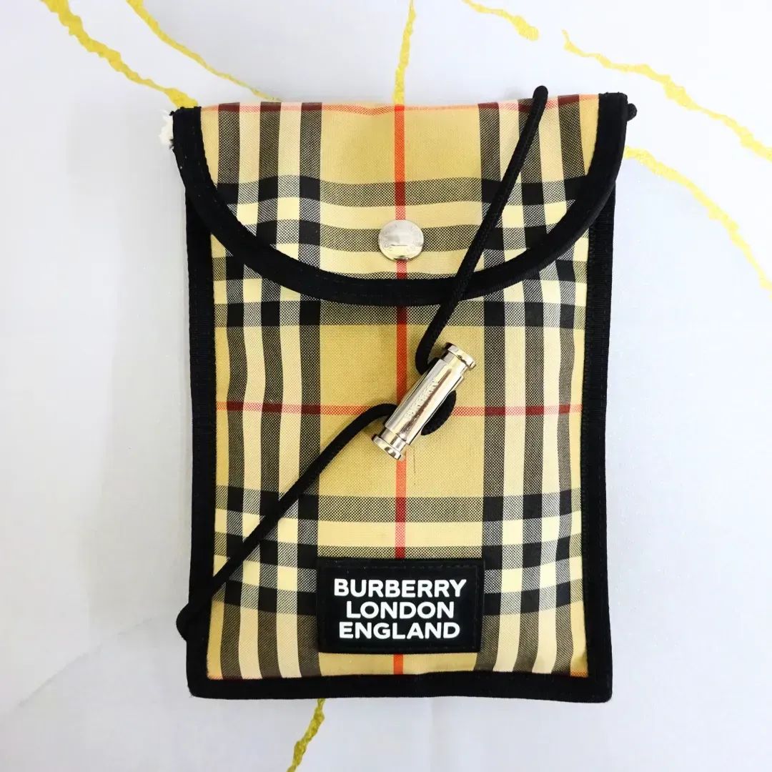 BURBERRY　LONDON　バーバリー　ロンドン　ショルダーバック　モバイルポシェット　ノバチェック　スマホ、小物入れ